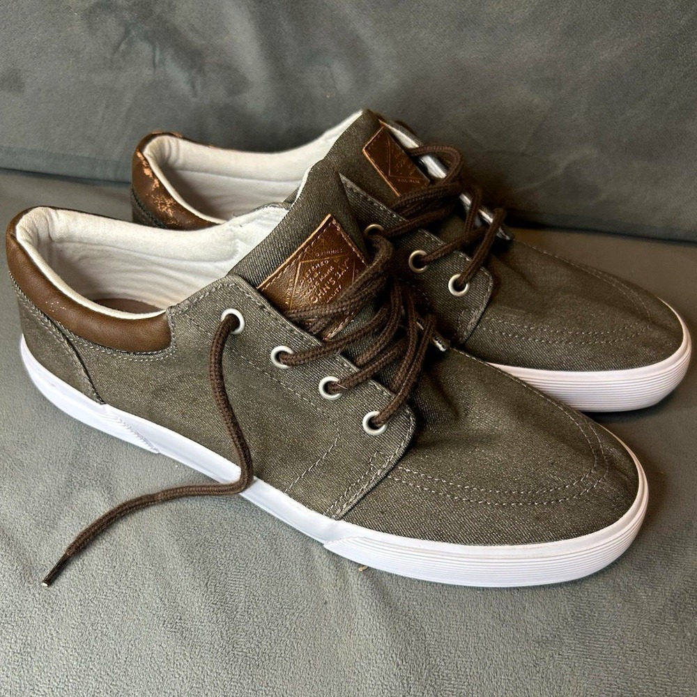 St Johns Bay Mens 9.5M Denim Casual Lace Up Shoes Brown Gray Boat Sneakers